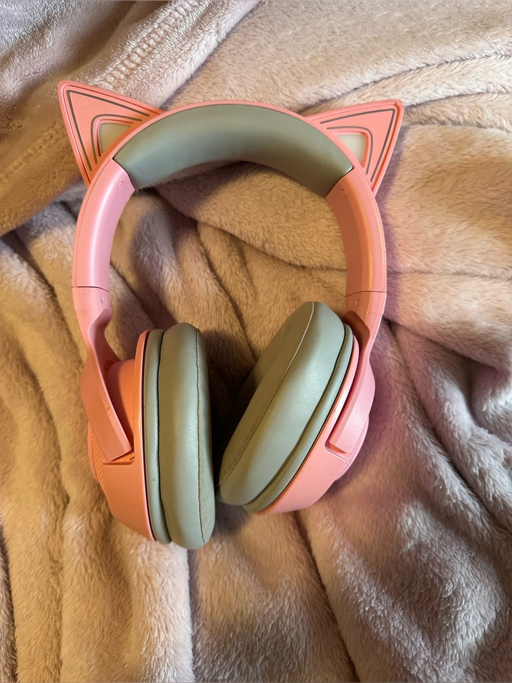 Pink Cat Ear Over-Ear Headphones with Cushioned Ear Pads